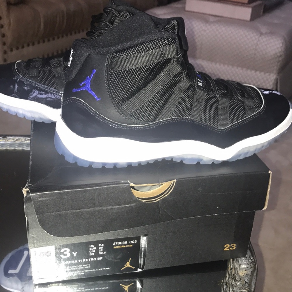 Jordan Retro 11 Space Jam Edition